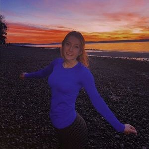 Meet your Posher, Ella